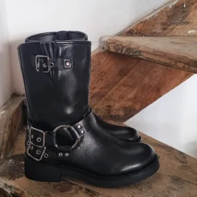 Chri's bikers boots