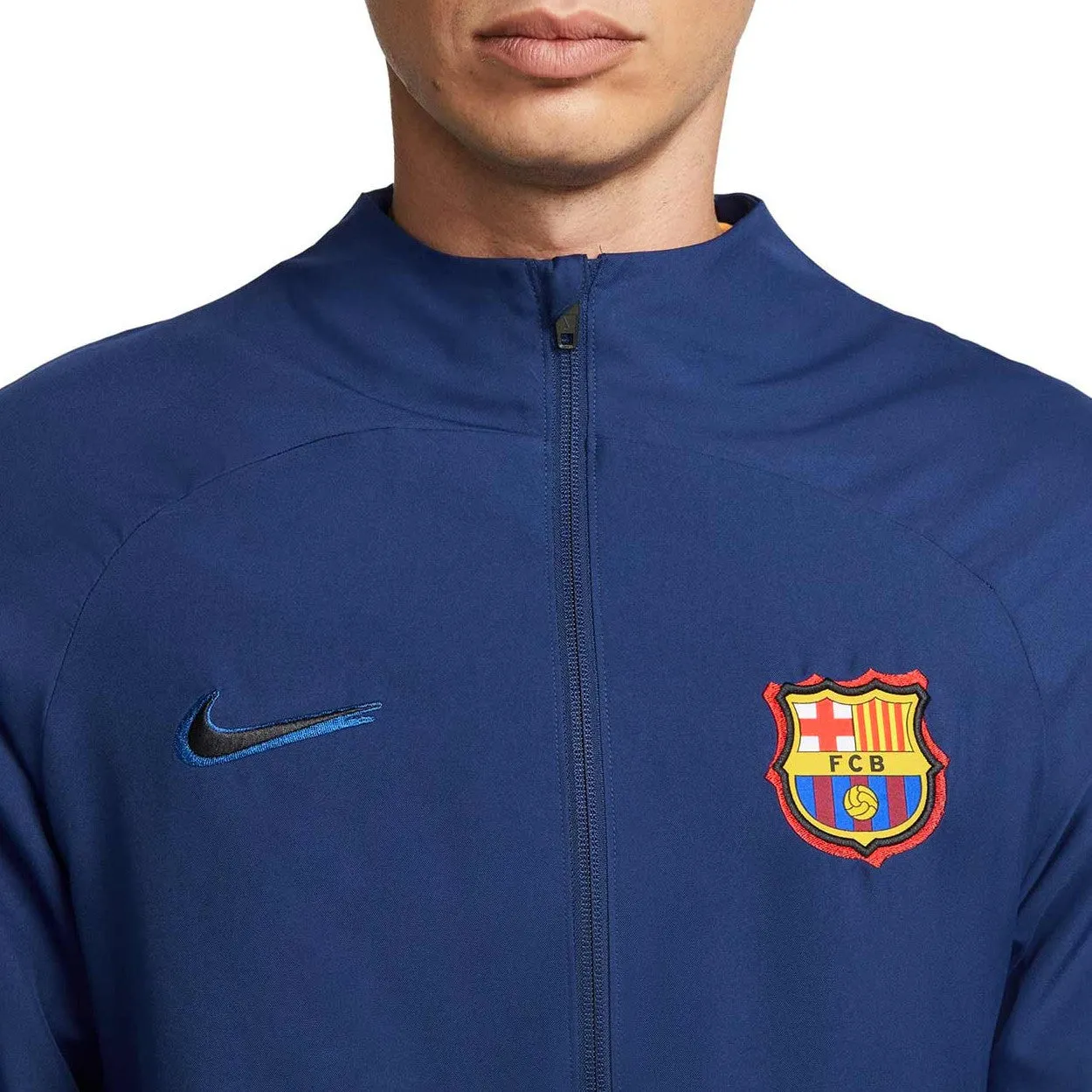 FC Barcelona training presentation Soccer tracksuit 2022 - Nike