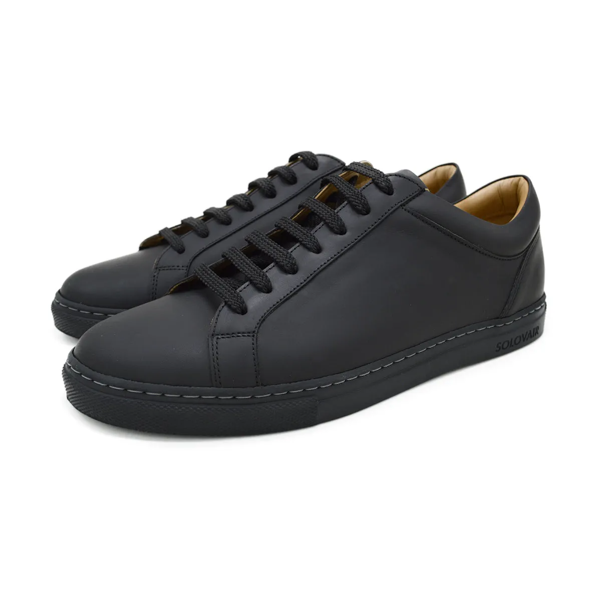 SOLOVAIR Sneaker- Greasy Black