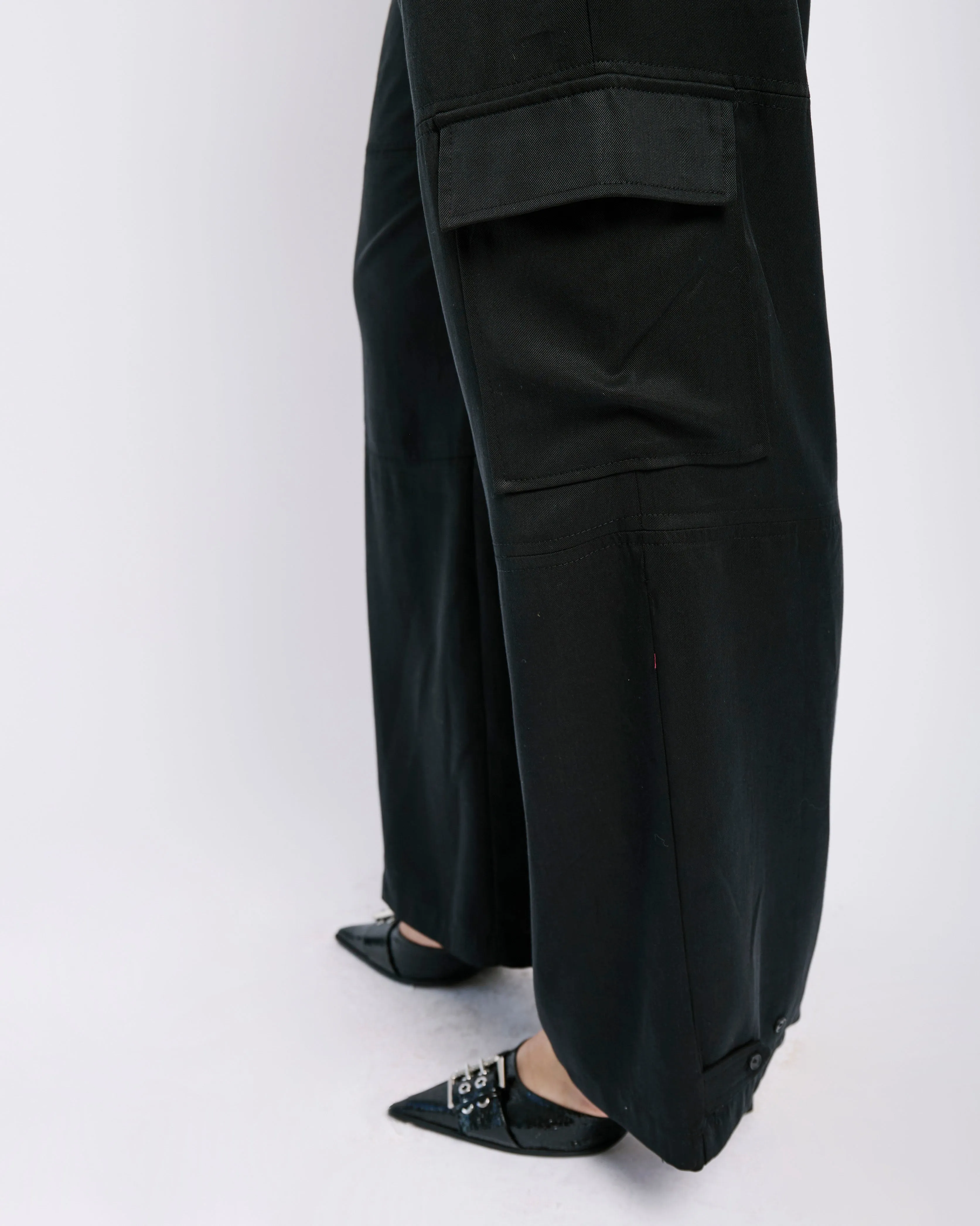 The Lyocell Tailored Utility Pant in Black